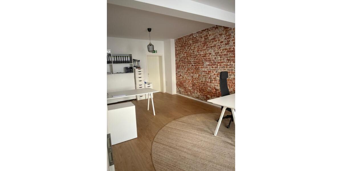 Geräumiges Wohn-Gewerbeobjekt mit zwei Einheiten, Innenhof zimmer