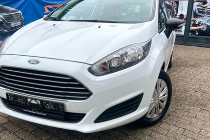 Ford Fiesta 137.000 km 4.900 € Viersen 41747
