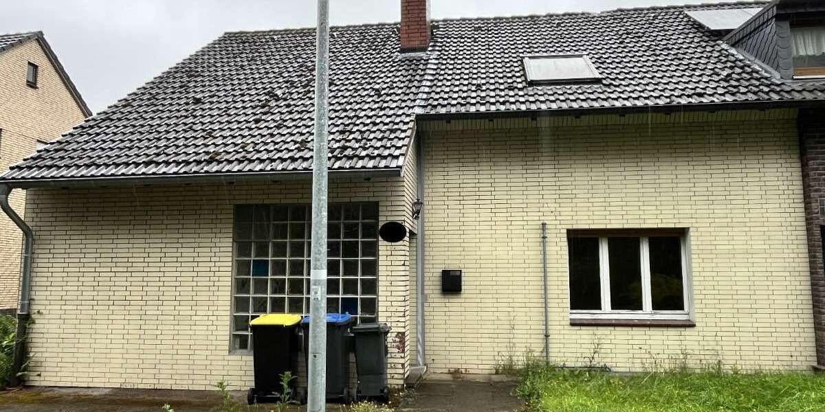 Einfamilienhaus Moers Schwafheim - 6 Zimmer, 143 m&sup2;, 190.000&euro; | Angebot:26947234