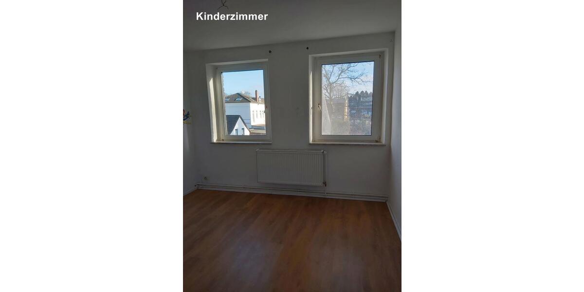 Etagenwohnung Solingen Wald - 3 Zimmer, 97 m&sup2;, 605&euro; | Angebot:26415618