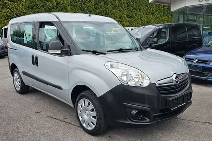 Opel Combo 28.000 km 9.900 &euro; Neuss 41469