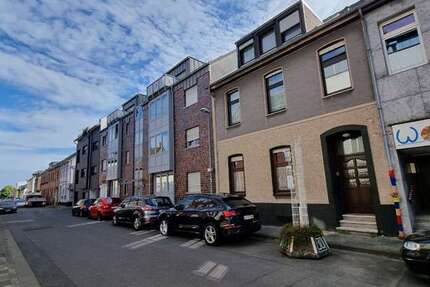 Haus zum Kaufen in Krefeld 349.000 € 170 m² 8 zimmer