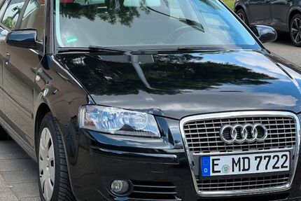 Audi A3 180.000 km 4.450 € Essen 45307