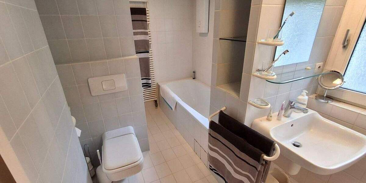 Doppelhaushälfte Düsseldorf Unterrath - 6 Zimmer, 208 m&sup2;, 684.000&euro; | Angebot:25691151