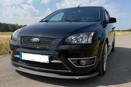 Ford Focus 161.685 km 8.100 &euro; Neukirchen-Vluyn 47506