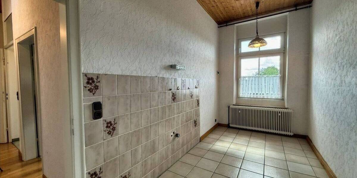 Reihenmittelhaus Mönchengladbach Rheydt - 5 Zimmer, 200 m&sup2;, 379.000&euro; | Angebot:24050571