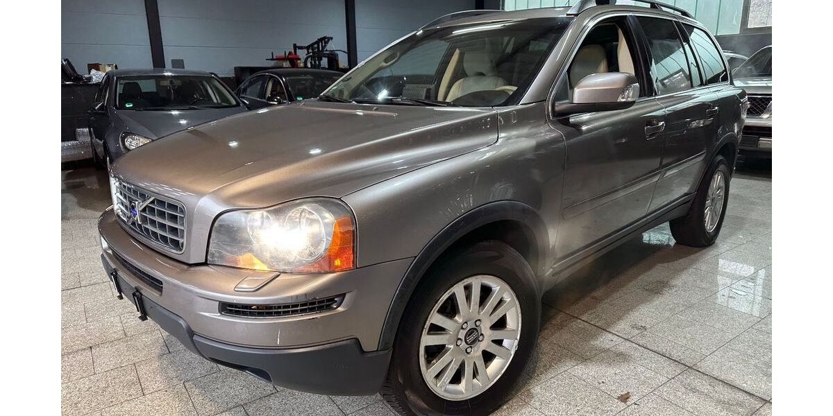 Volvo XC90 190.000 km 7.490 &euro; Duisburg 47059