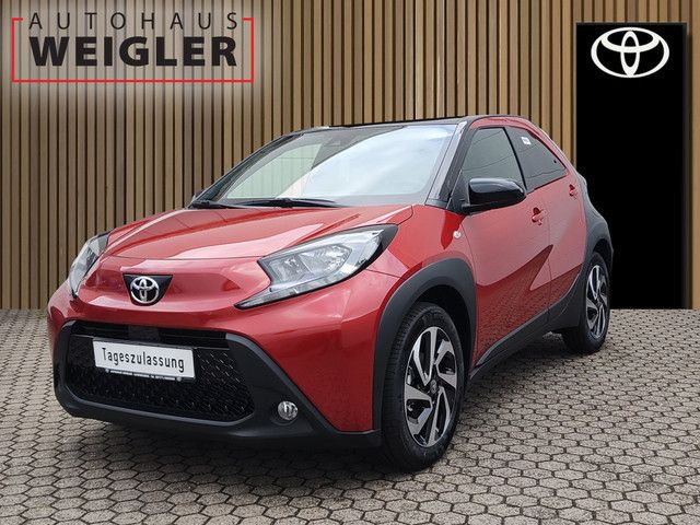 Toyota Aygo (X) 2.710 km 17.111 &euro; Leverkusen 51381