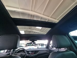 Opel Insignia Innovation 4x4 Bose Park&Go Keyless Nav S 106.219 km 19.880 &euro; HAAN 42781