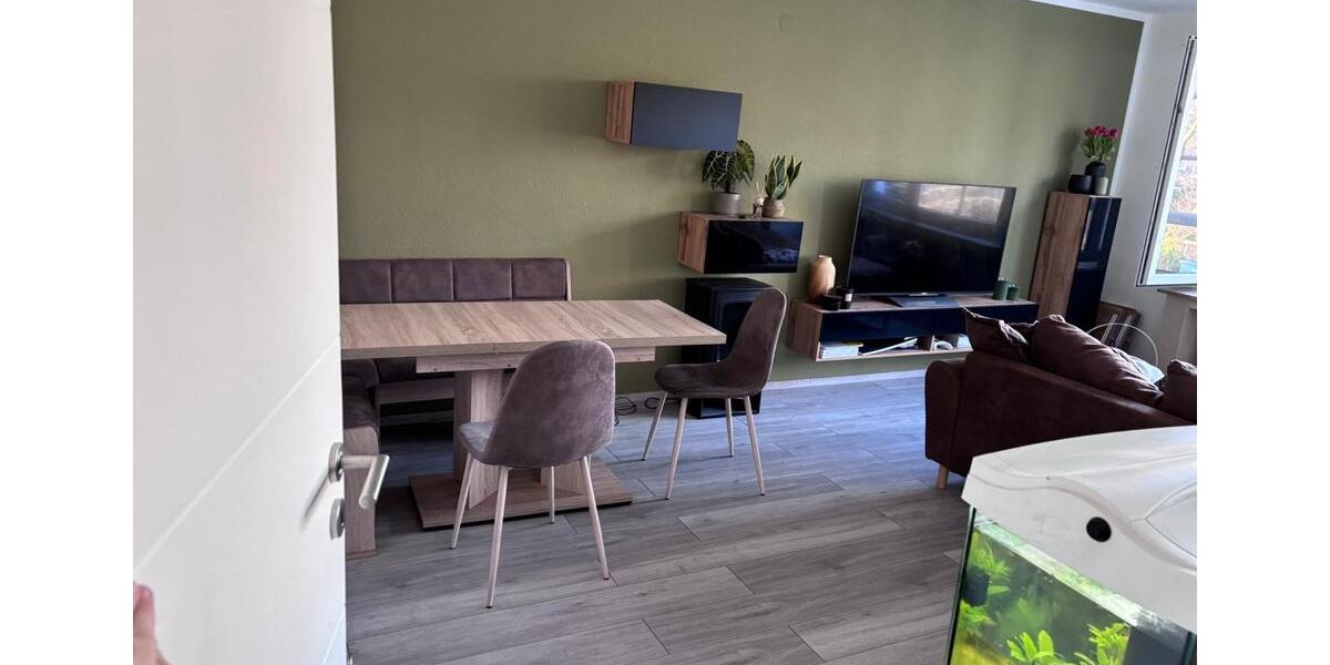 Etagenwohnung Düsseldorf Stadtbezirk 9 - 3.5 Zimmer, 84 m&sup2;, 1.200&euro; | Angebot:25350874