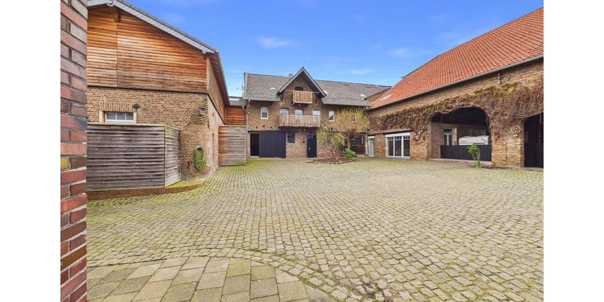 Etagenwohnung Bedburg - 4 Zimmer, 119 m&sup2;, 1.250&euro; | Angebot:26252921