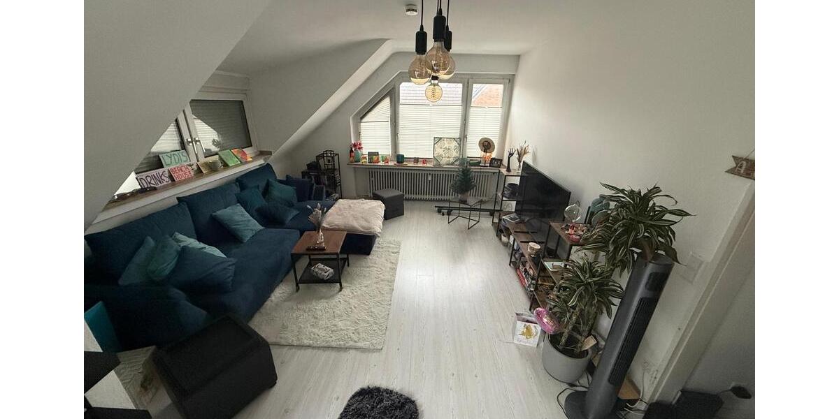 Dachgeschoßwohnung Neuss Augustinusviertel - 2.5 Zimmer, 65 m&sup2;, 850&euro; | Angebot:25635948