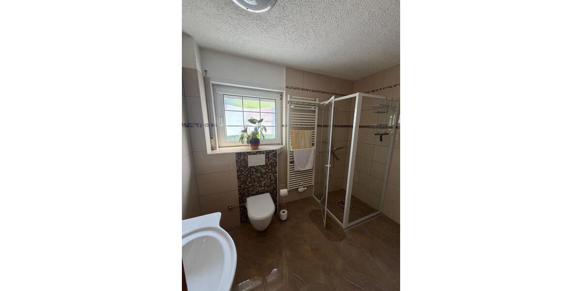 Doppelhaushälfte Remscheid - 5 Zimmer, 130 m&sup2;, 360.000&euro; | Angebot:26429381