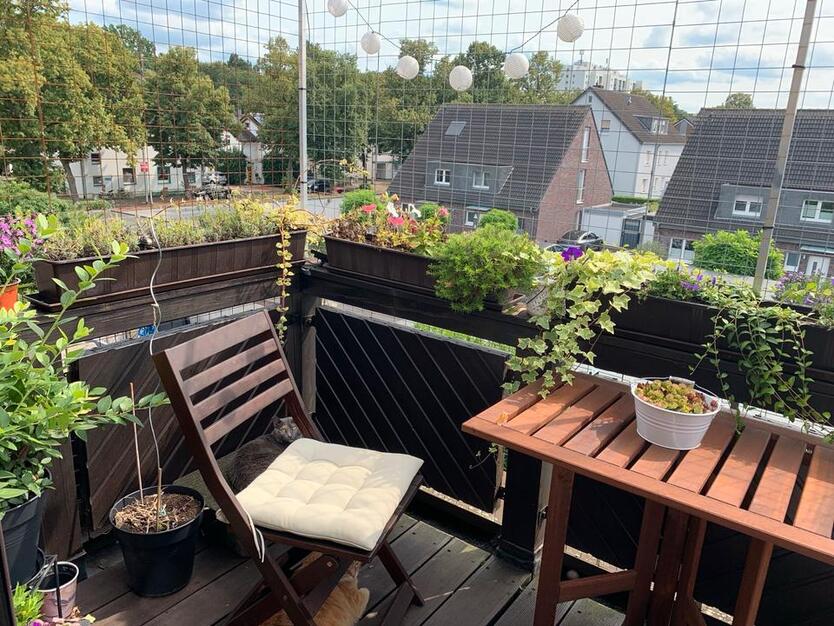Wohnung in bester Lage inkl. Küche, Balkon & Garage