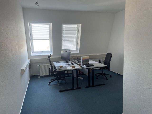 Gewerbeobjekt Mönchengladbach Eicken - 4 Zimmer, 121 m&sup2;, 972&euro; | Angebot:25209947