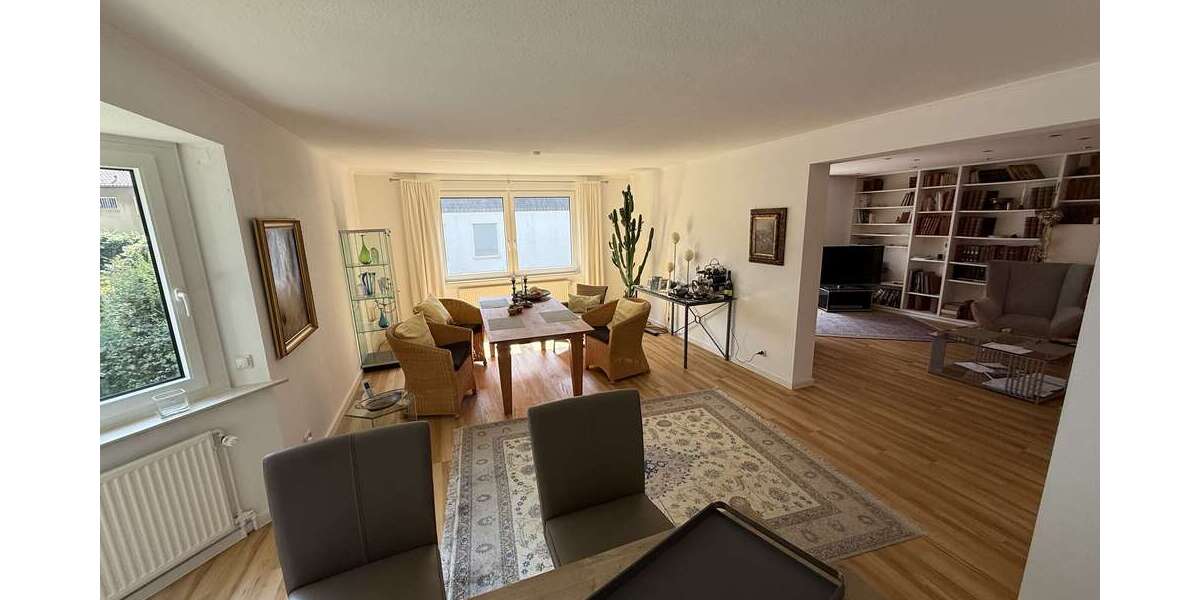 Etagenwohnung Solingen Central - 3 Zimmer, 94 m&sup2;, 359.000&euro; | Angebot:26474867