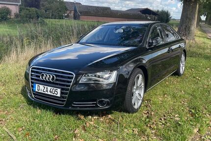 Audi A8 169.900 km 18.700 € Düsseldorf 40595