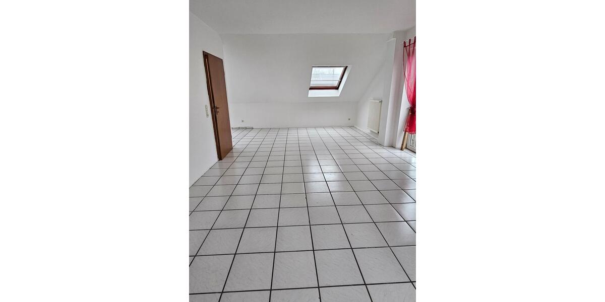 Dachgeschoßwohnung Duisburg Rheinhausen - 1 Zimmer, 40 m&sup2;, 320&euro; | Angebot:26444534