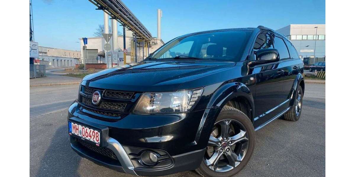 Fiat Freemont 156.076 km 10.799 &euro; Mülheim an der Ruhr 45473