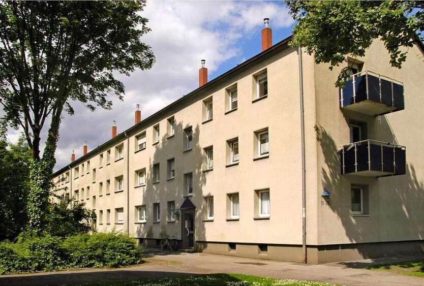 Wohnung zum Mieten in Duisburg 379 € 39.99 m²