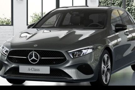 Mercedes-Benz A 180 9.900 km 39.490 &euro; Düsseldorf 40470
