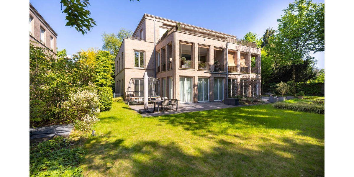 Etagenwohnung Düsseldorf / Stockum Stockum - 3 Zimmer, 157 m&sup2;, 1.490.000&euro; | Angebot:24115491