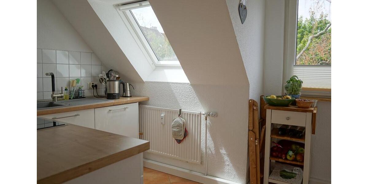 Dachgeschoßwohnung Essen Stadtbezirk II - 4 Zimmer, 95 m&sup2;, 379.000&euro; | Angebot:25960748