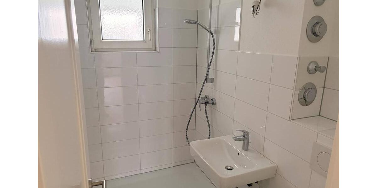 Erdgeschoßwohnung Düsseldorf Stadtbezirk 9 - 2 Zimmer, 58 m&sup2;, 701&euro; | Angebot:25571574
