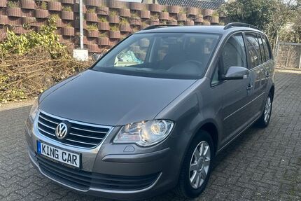 VW Touran 219.000 km 4.990 &euro; Viersen 41749