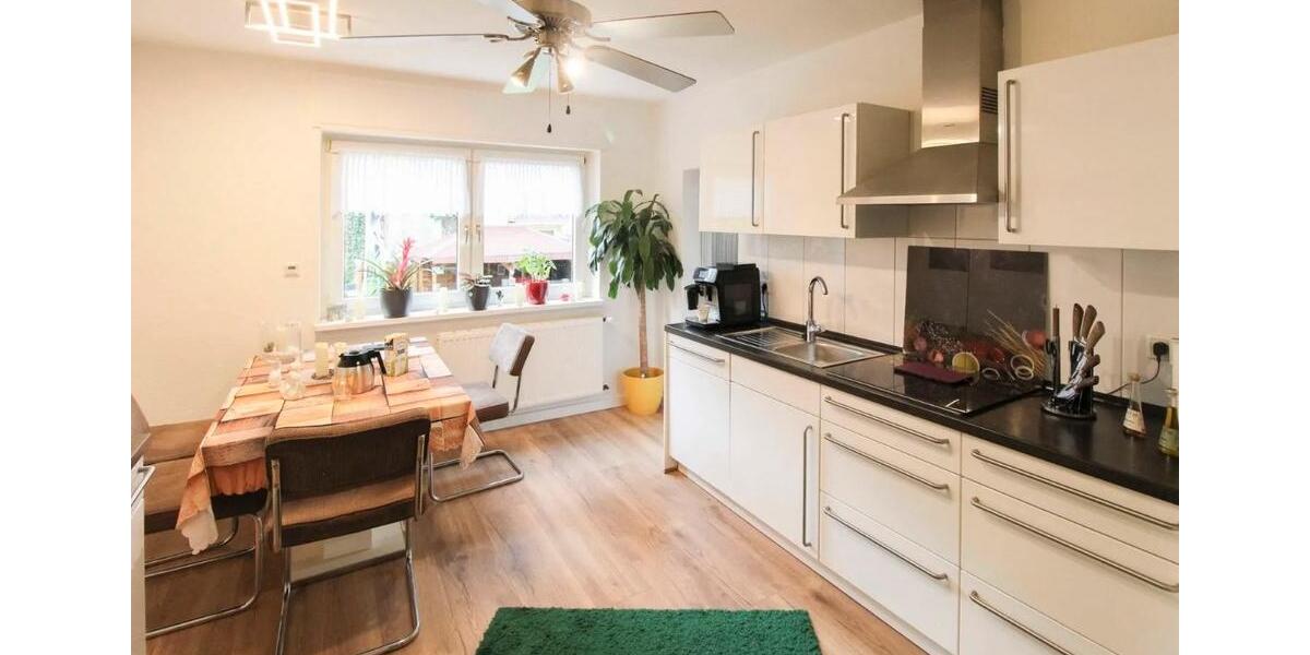 Schöne Wohnung in Krefeld-Inrath mit eigenem Garten 2 zimmer