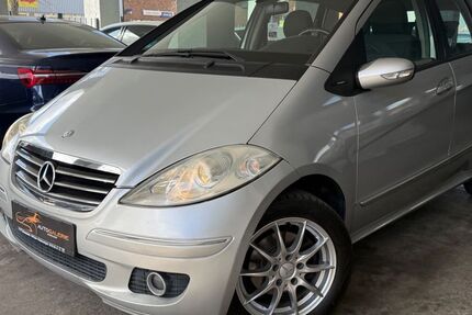 Mercedes-Benz A 150 148.000 km 3.990 &euro; Düsseldorf 40229
