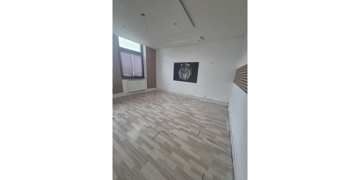 4-Zimmer-1. Obergeschoss in zentraler Mülheim an der Ruhr 4 zimmer