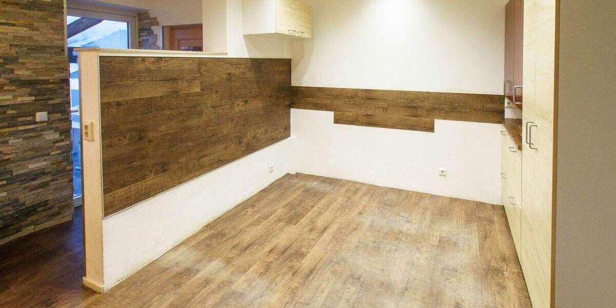 Mehrfamilienhaus, Wohnhaus Tönisvorst St. Tönis - 7 Zimmer, 224 m&sup2;, 399.000&euro; | Angebot:25691140