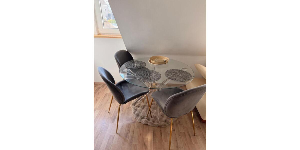 Dachgeschoßwohnung Solingen - 3 Zimmer, 65 m&sup2;, 780&euro; | Angebot:25649455