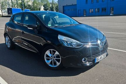 Renault Clio 133.000 km 6.470 &euro; Solingen 42653