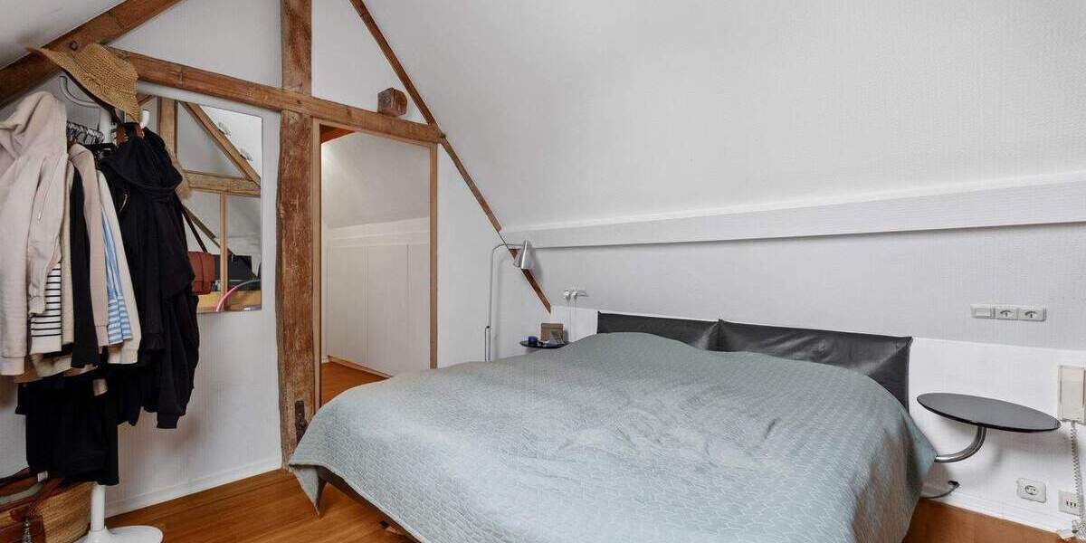 Etagenwohnung Düsseldorf Urdenbach - 3 Zimmer, 157 m&sup2;, 685.000&euro; | Angebot:25687085