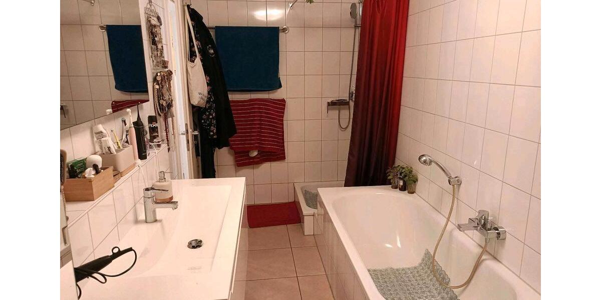 Terrassenwohnung Neuss Gnadental - 3.5 Zimmer, 110 m&sup2;, 1.800&euro; | Angebot:26196206