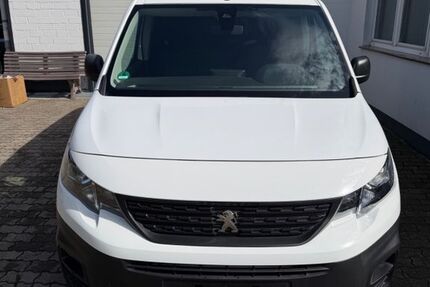 Peugeot Partner 155.875 km 9.499 &euro; Korschenbroich 41352