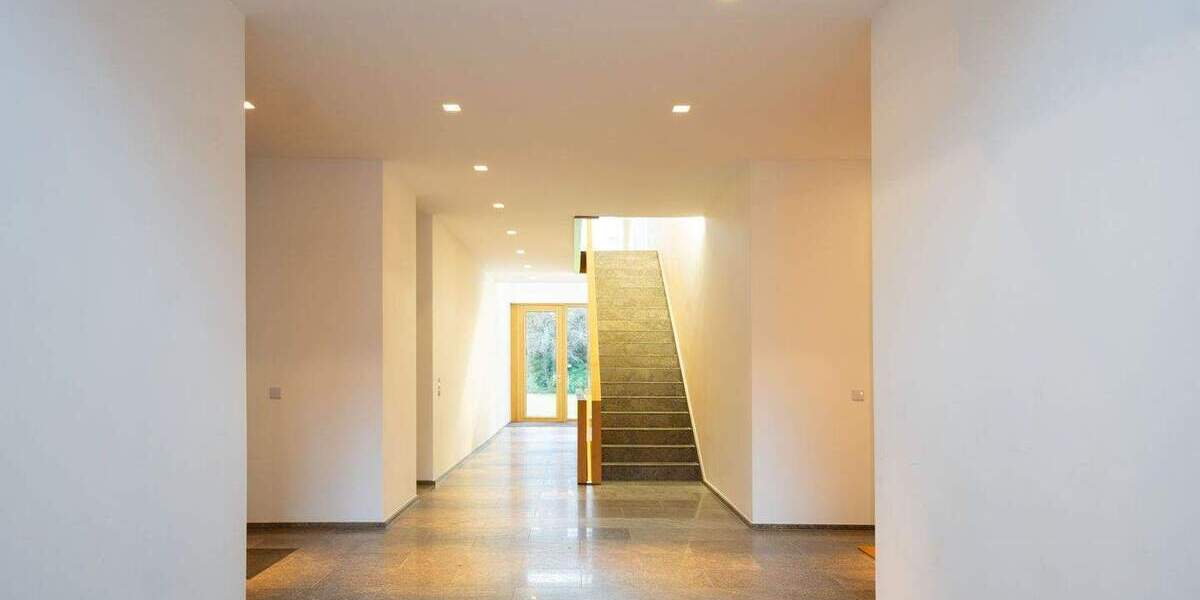 Etagenwohnung Krefeld / Bockum Bockum - 5 Zimmer, 229 m&sup2;, 2.950&euro; | Angebot:25246774