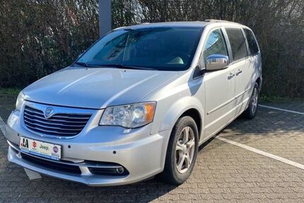 Lancia Voyager 168.000 km 17.900 &euro; Langenfeld 40764