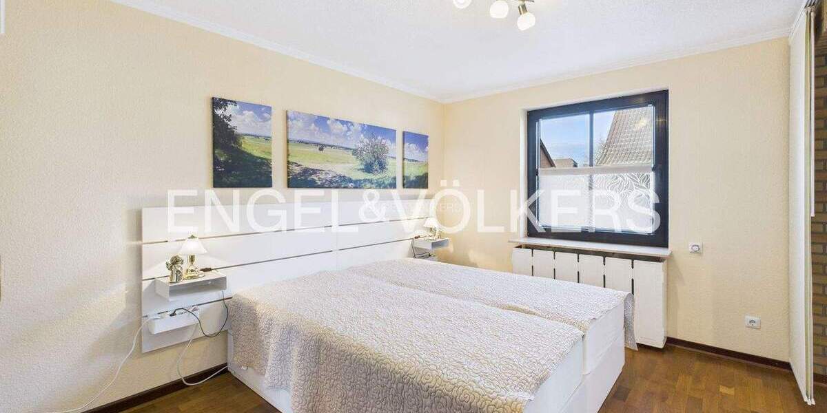 Zwei Häuser mit Möglichkeiten für unterschiedliche Lebensstile in familienfreundlicher Lage 9 zimmer