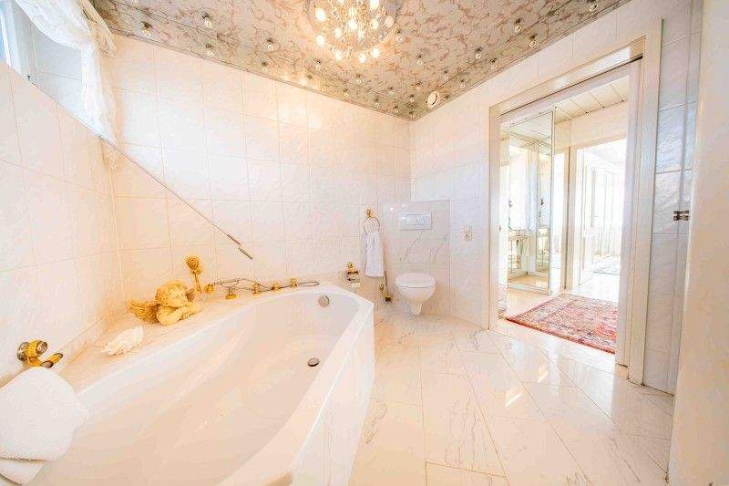 Mehrfamilienhaus, Wohnhaus Mönchengladbach Dohr - 4 Zimmer, 125 m&sup2;, 2.500&euro; | Angebot:25834455