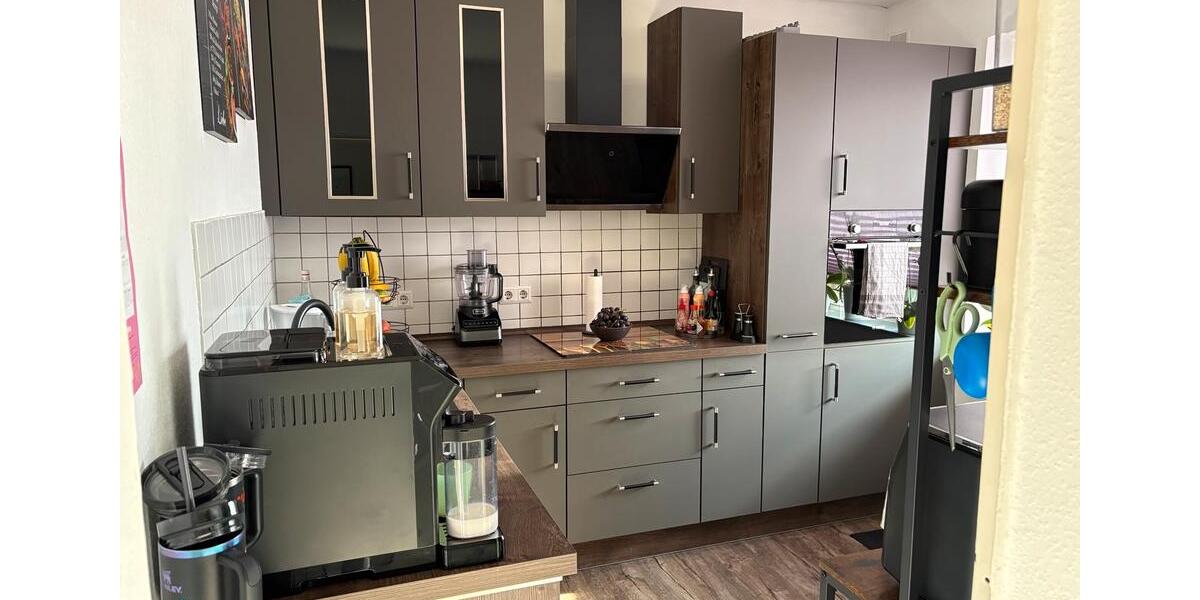 Dachgeschoßwohnung Mönchengladbach West - 4 Zimmer, 93 m&sup2;, 180.000&euro; | Angebot:27077729
