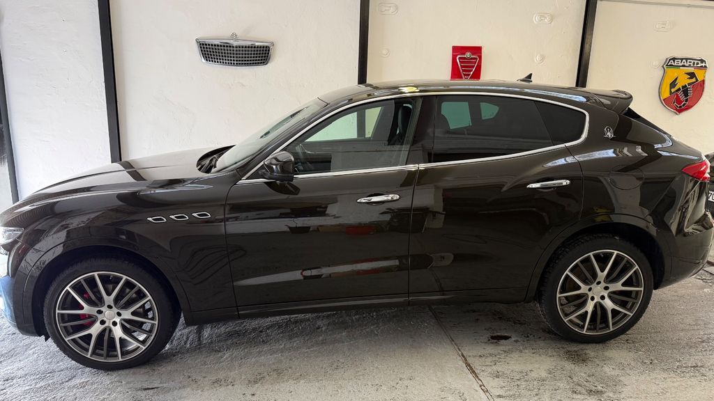 Maserati Levante 119.000 km 28.900 &euro; Wuppertal 42287