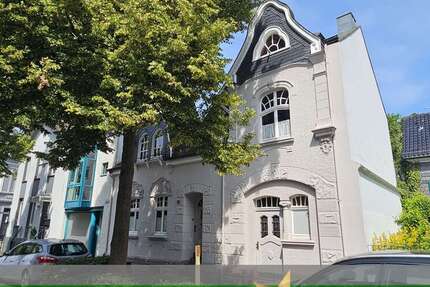 Haus Solingen Mitte - 6 Zimmer, 116 m&sup2;, 370.000&euro; | Angebot:26871397