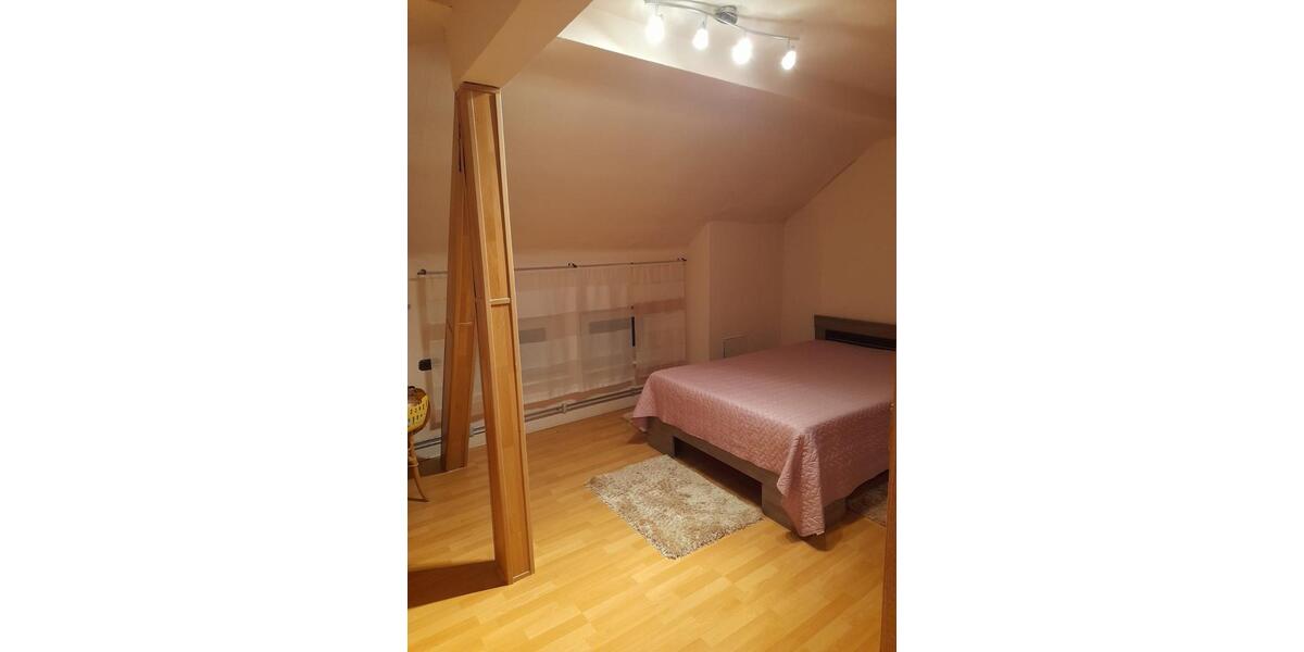 Wohnung mit Ladenlokal ( nur gemeinsam zu miete ) 6 zimmer