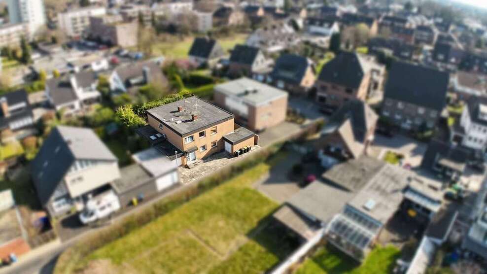 Haus zum Kaufen in Kaarst 399.999 € 183 m²