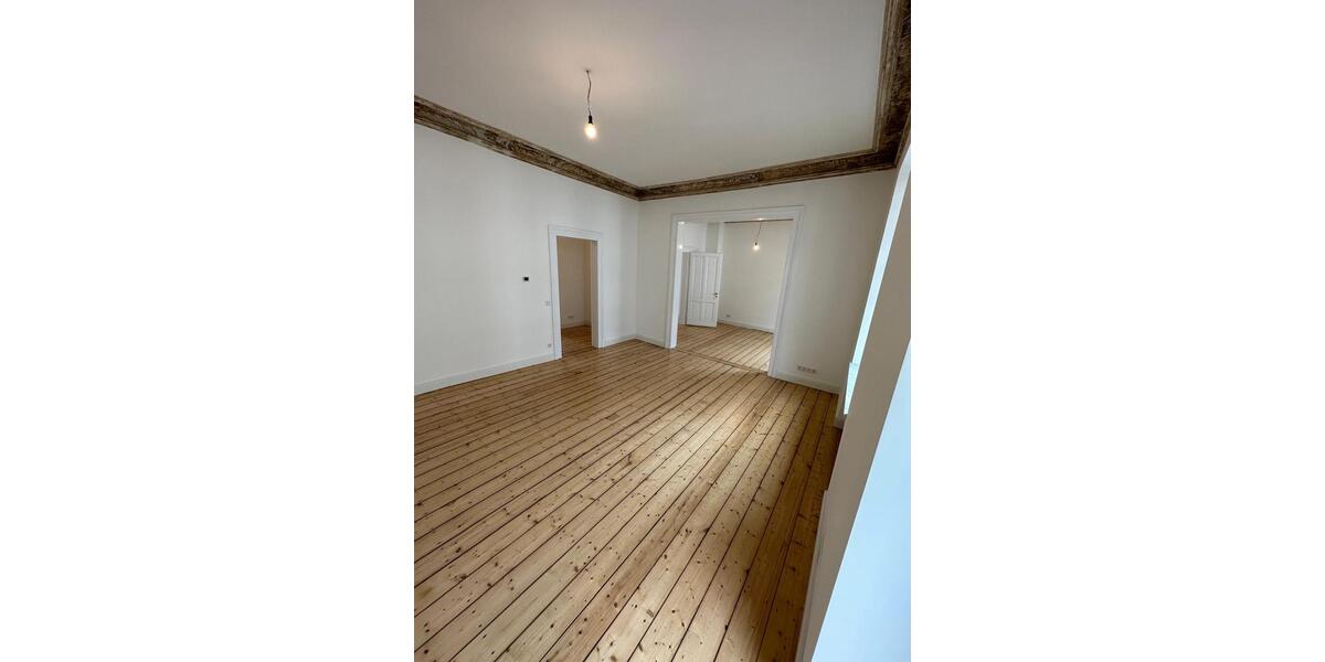 Etagenwohnung Wuppertal Brill - 5 Zimmer, 135 m&sup2;, 1.450&euro; | Angebot:26412934