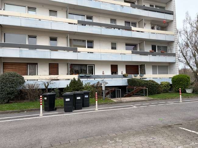 Etagenwohnung Duisburg Rheinhausen - 4 Zimmer, 74 m&sup2;, 73.000&euro; | Angebot:25907643