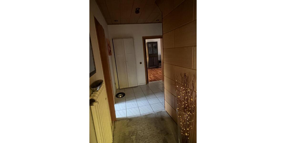 Etagenwohnung Duisburg Essenberg - 2 Zimmer, 80 m&sup2;, 720&euro; | Angebot:25611916